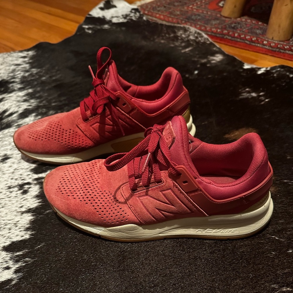 New Balance 247